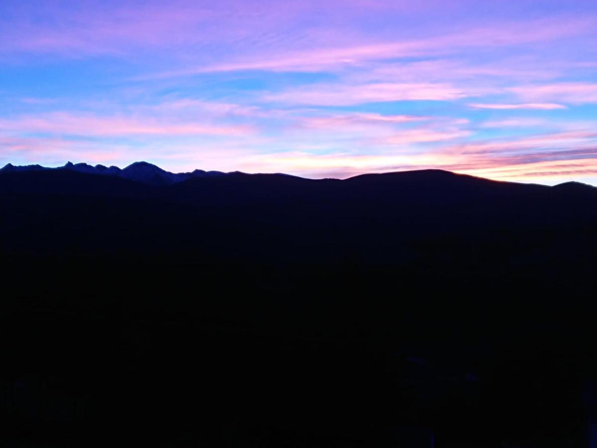 هووس ديل إسبينو Cara Norte De Gredos المظهر الخارجي الصورة