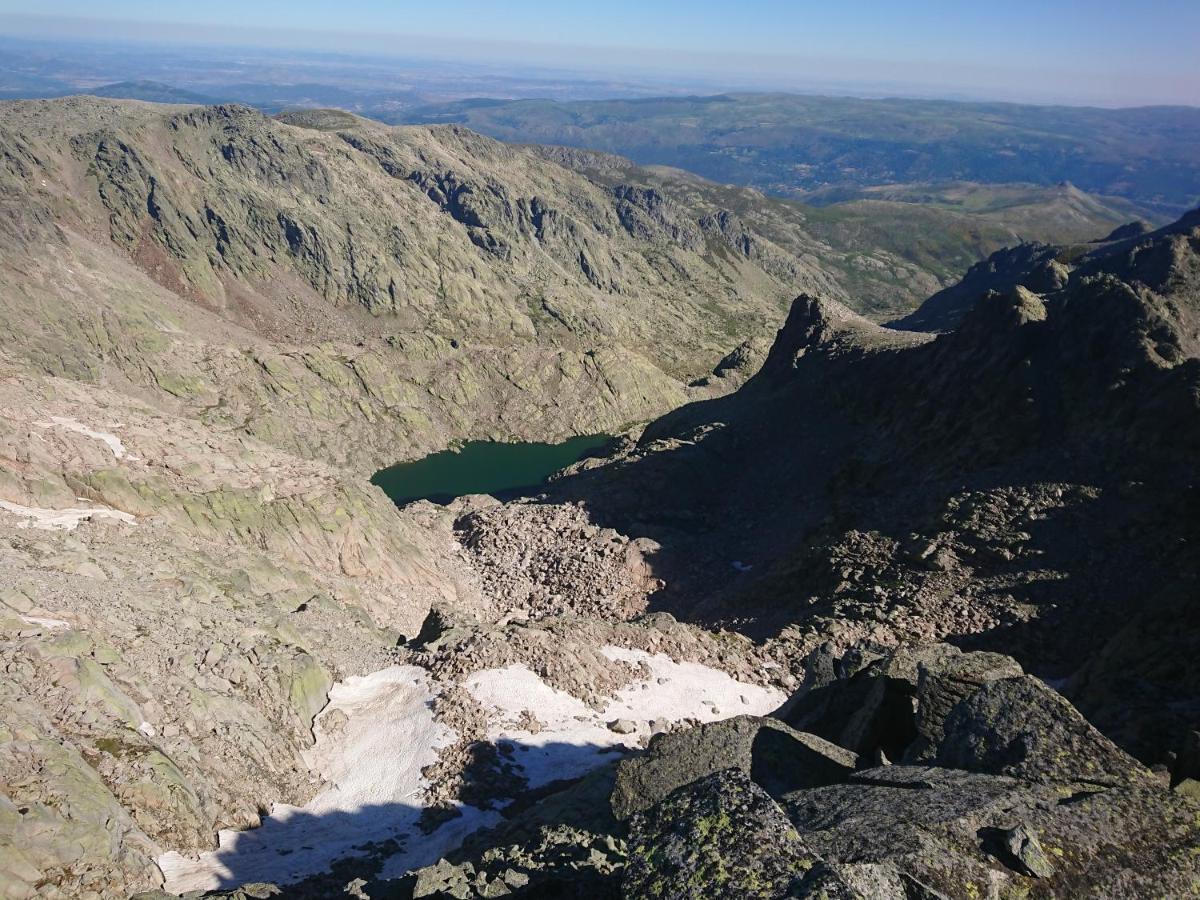 هووس ديل إسبينو Cara Norte De Gredos المظهر الخارجي الصورة