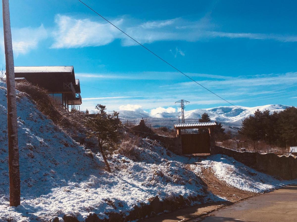 هووس ديل إسبينو Cara Norte De Gredos المظهر الخارجي الصورة